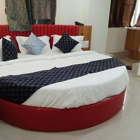 Hotel Rk Villa Vadodara Exterior photo